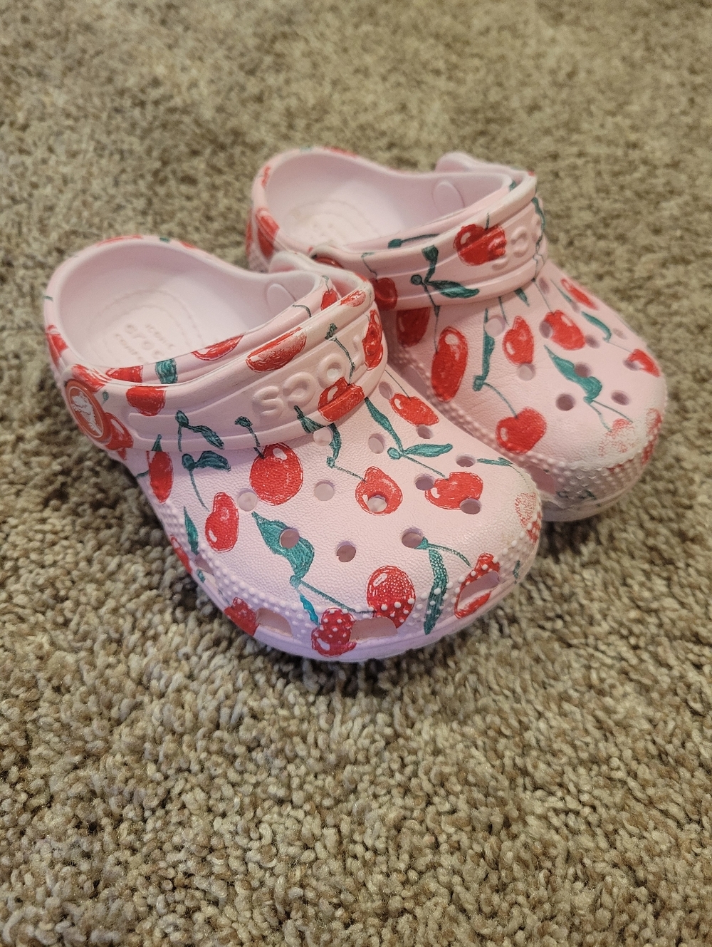 Crocs Toddler Clogs Cherry Childrens Size 6C